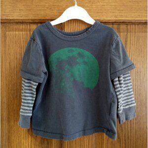 babyGap Size 2 Todller Gray Inset Sleeve Moon Tee